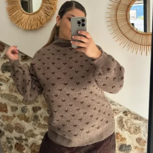 Full of Hearts - Mocha